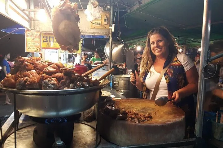 Evening street food tour in Chiang Mai